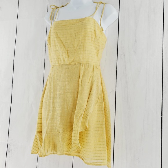 Tilly's Cotton Candy LA Yellow Textured Faux Wrap Ruffled Mini Dress - Picture 3 of 9